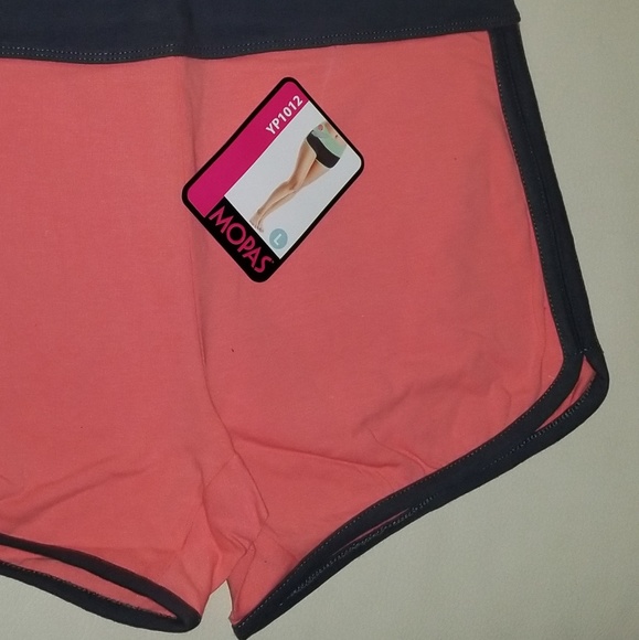 Shorts with flipable high waist - Picture 3 of 3